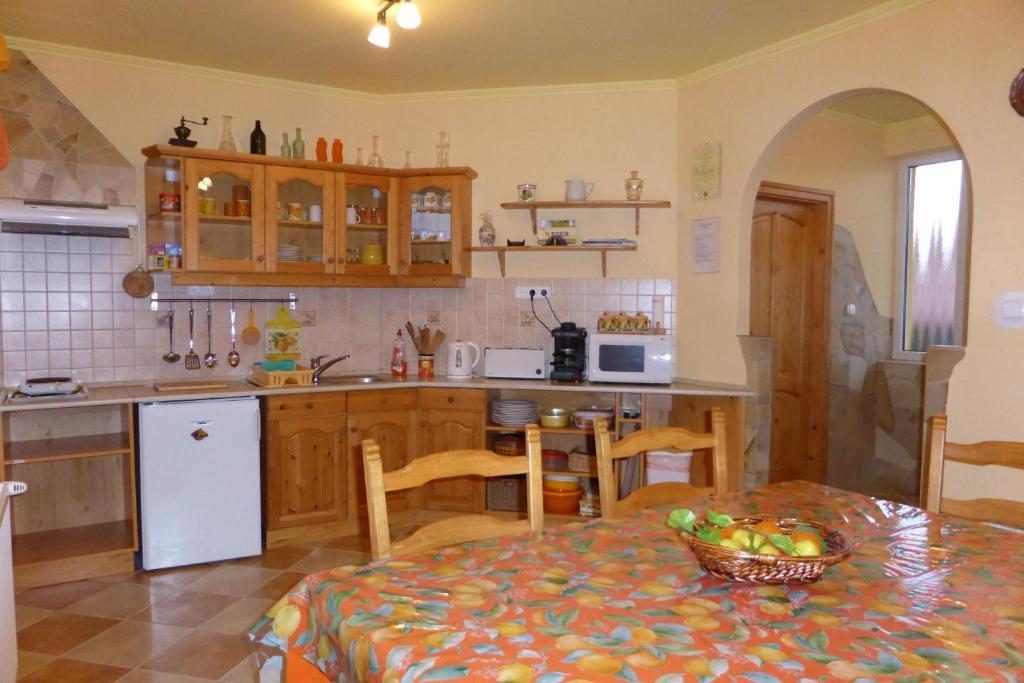 Napfeny Apartman Es Vendeghaz Egerszalok Room photo